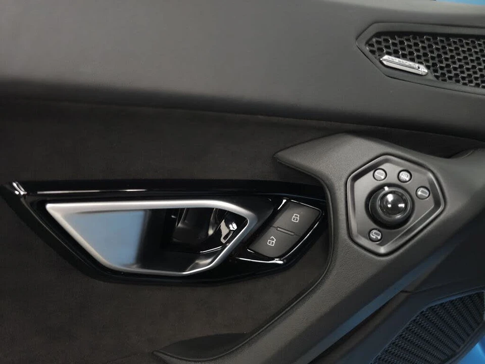 2022 Lamborghini Huracan LP610-2 EVO - Image 8 of 31