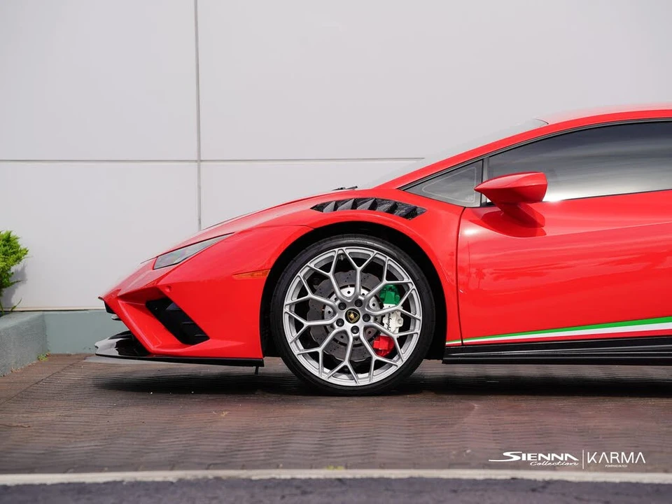 2022 Lamborghini Huracan LP610-2 EVO - Image 22 of 31