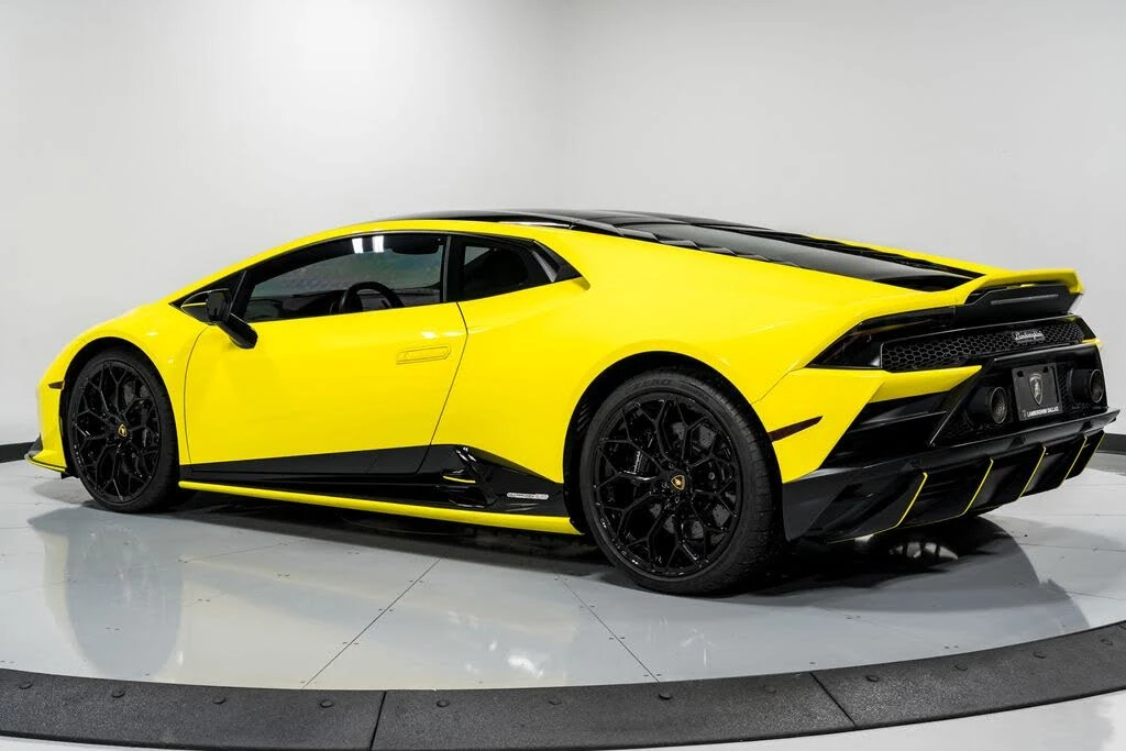 2022 Lamborghini Huracan LP640-4 EVO - Image 5 of 31