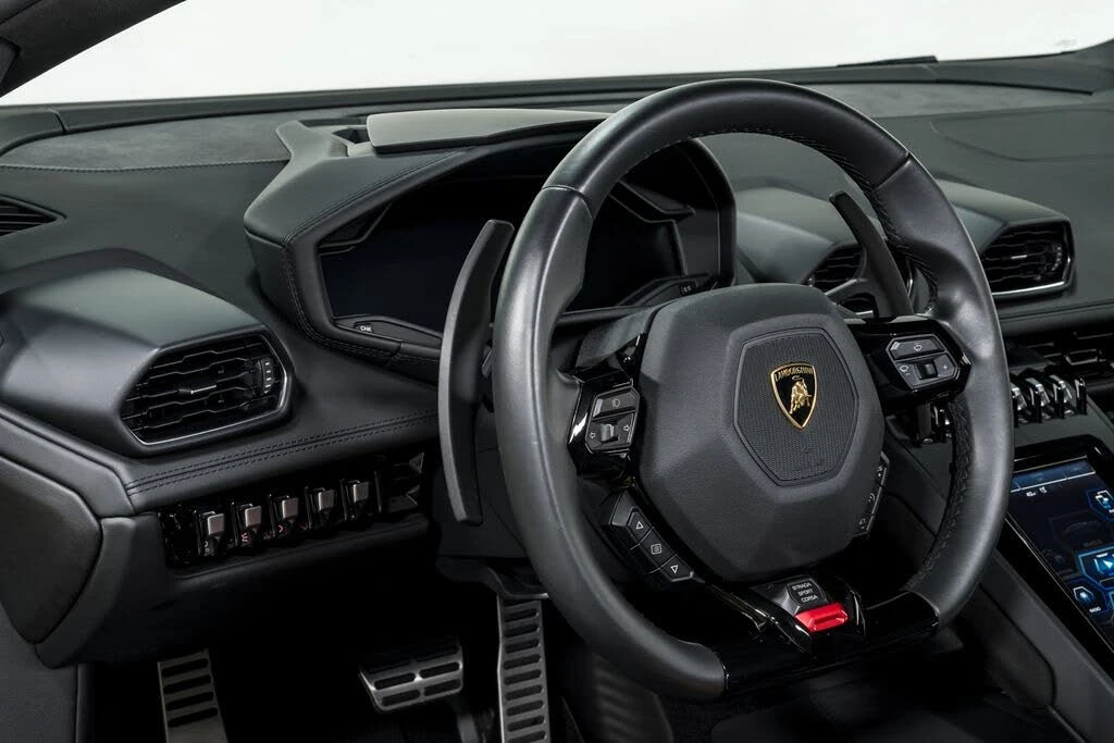 2022 Lamborghini Huracan LP640-4 EVO - Image 13 of 31