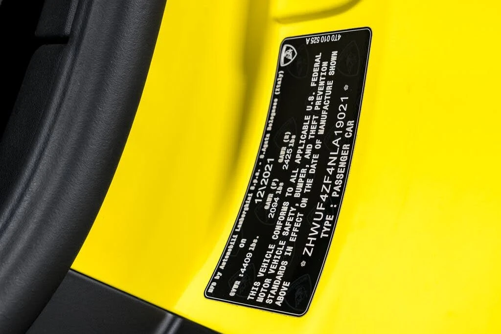 2022 Lamborghini Huracan LP640-4 EVO - Image 11 of 31
