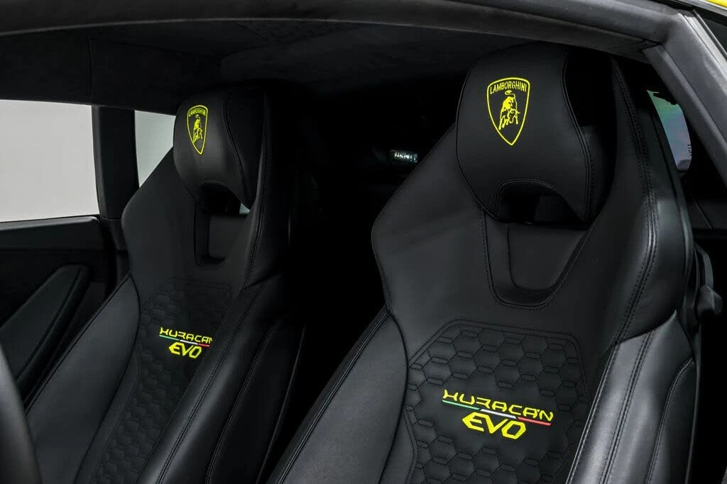 2022 Lamborghini Huracan LP640-4 EVO - Image 19 of 31