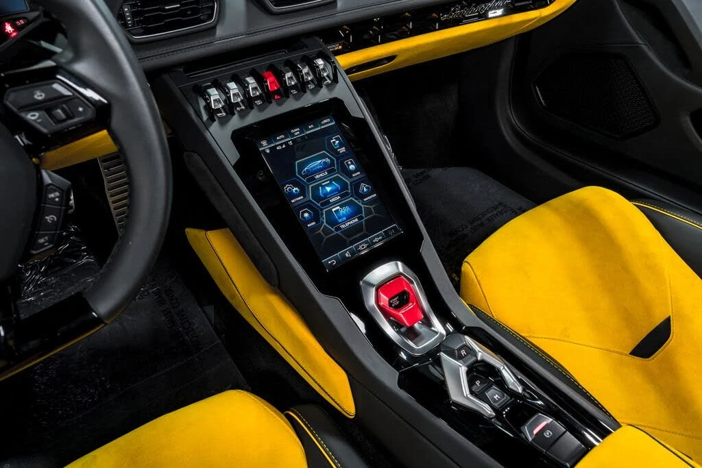 2022 Lamborghini Huracan LP640-4 EVO - Image 23 of 31