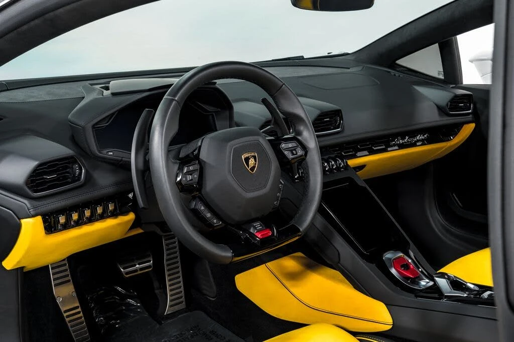 2022 Lamborghini Huracan LP640-4 EVO - Image 12 of 31