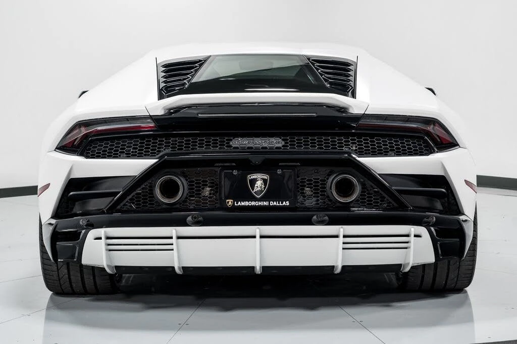 2022 Lamborghini Huracan LP640-4 EVO - Image 4 of 31