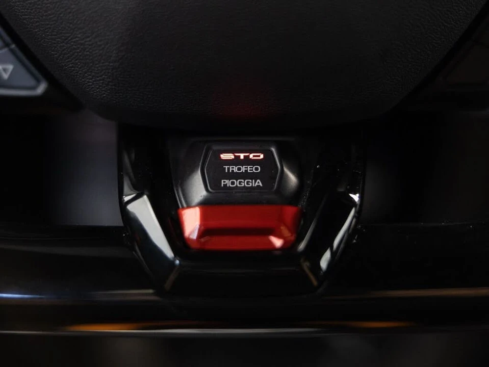 2022 Lamborghini Huracan LP640-2 STO - Image 25 of 31