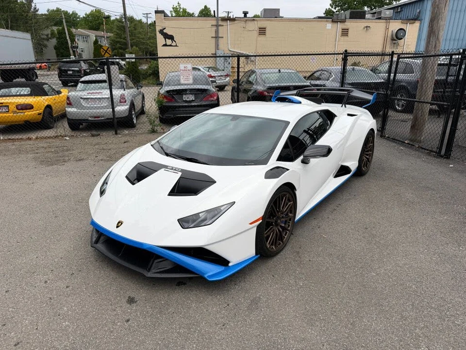 2022 Lamborghini Huracan LP640-2 STO - Image 2 of 31