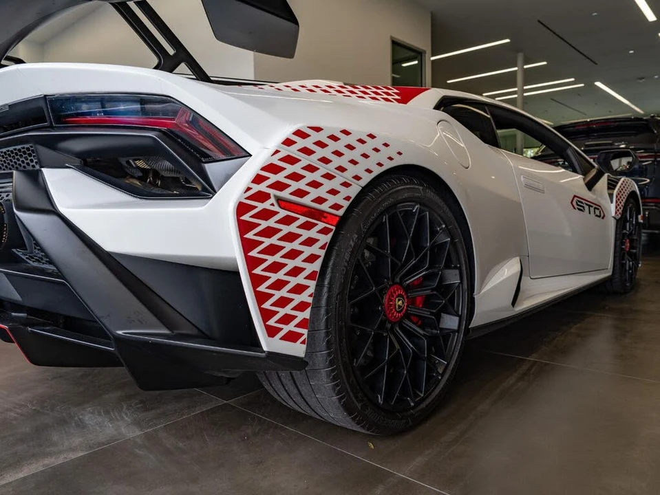 2022 Lamborghini Huracan LP640-2 STO - Image 30 of 31