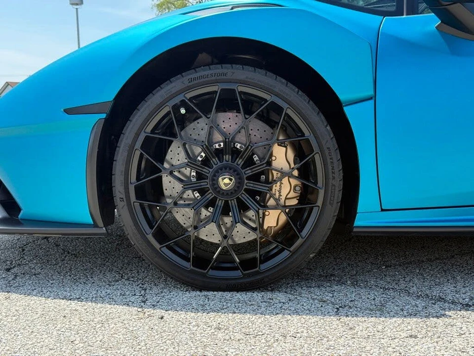 2022 Lamborghini Huracan LP640-2 STO - Image 2 of 31