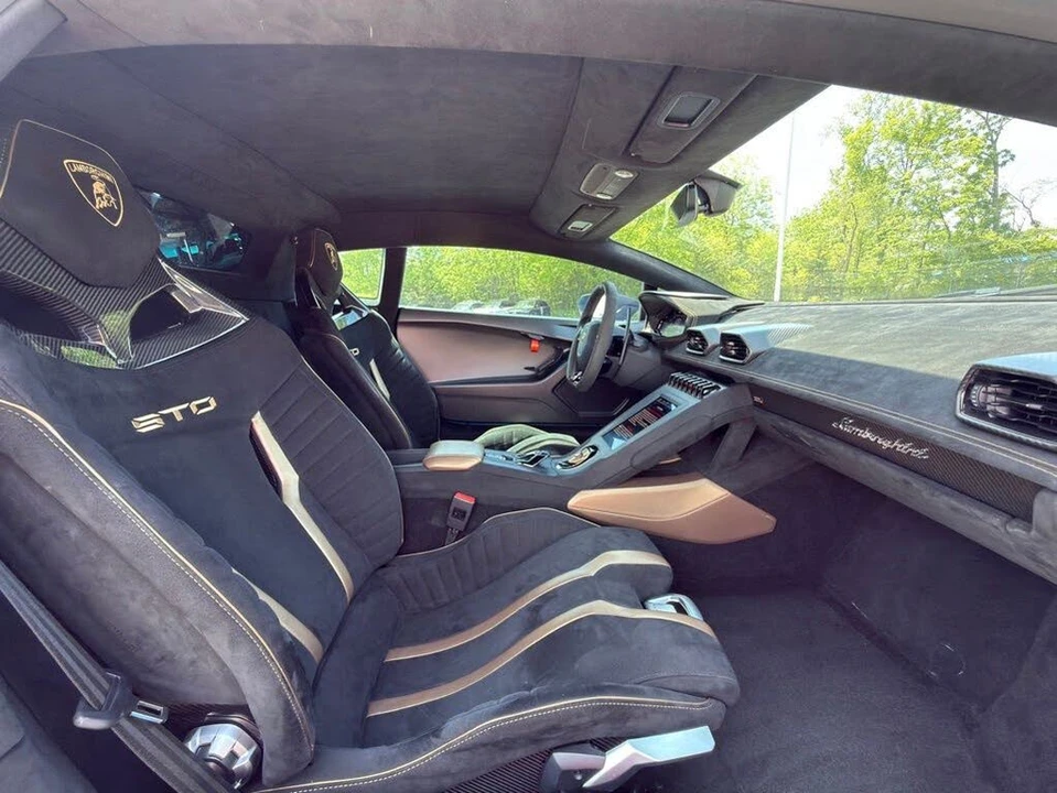 2022 Lamborghini Huracan LP640-2 STO - Image 14 of 31