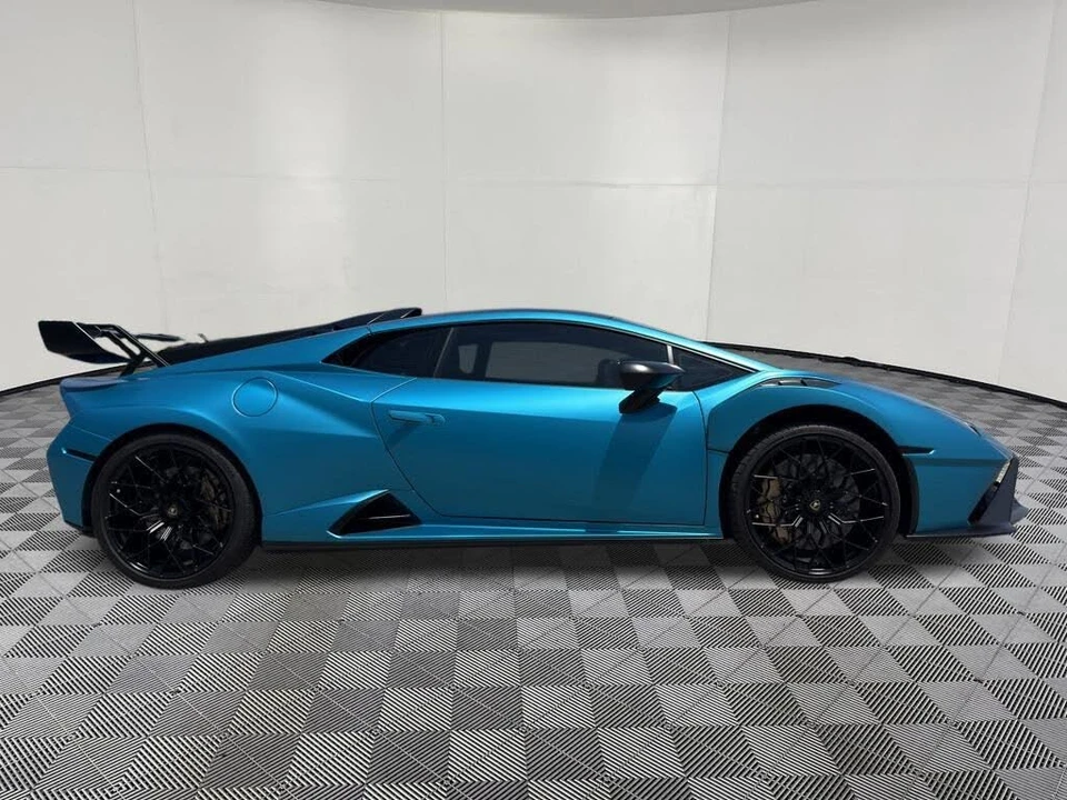 2022 Lamborghini Huracan LP640-2 STO - Image 3 of 31