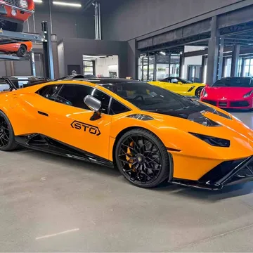 2022 Lamborghini Huracan STO
