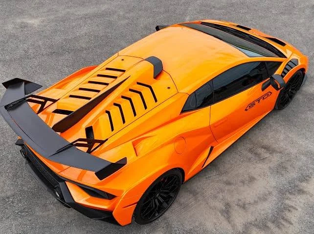 2022 Lamborghini Huracan - Image 16 of 20