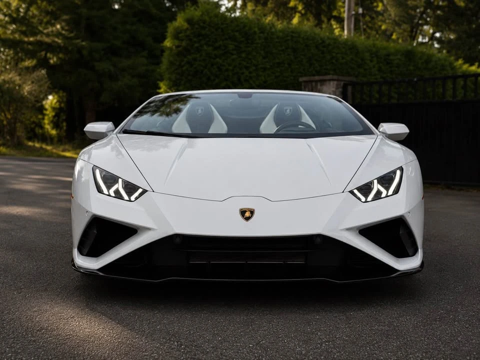 2022 Lamborghini Huracan - Image 13 of 20