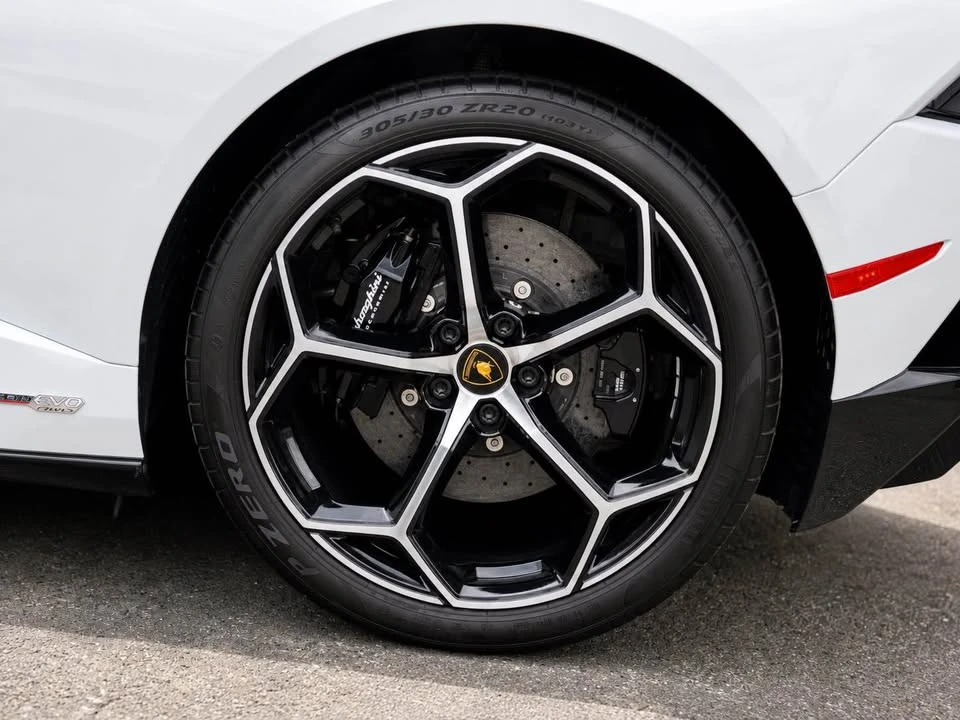 2022 Lamborghini Huracan - Image 3 of 20