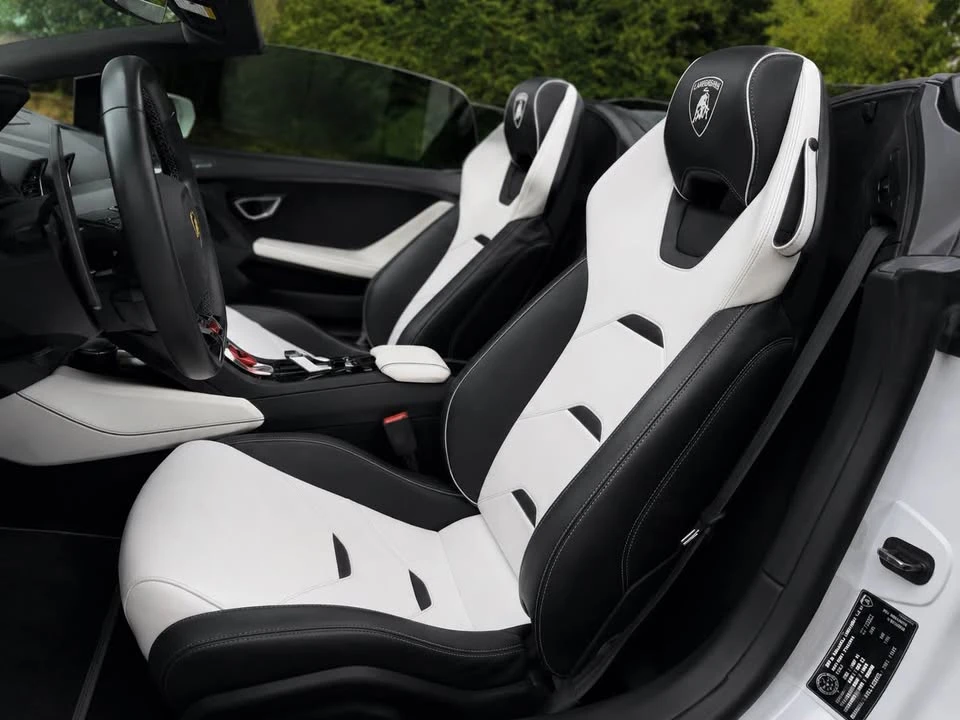 2022 Lamborghini Huracan - Image 14 of 20