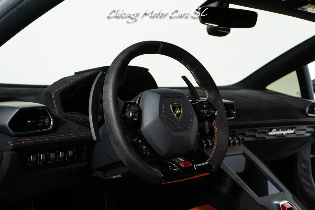 2022 Lamborghini Huracan - Image 26 of 31