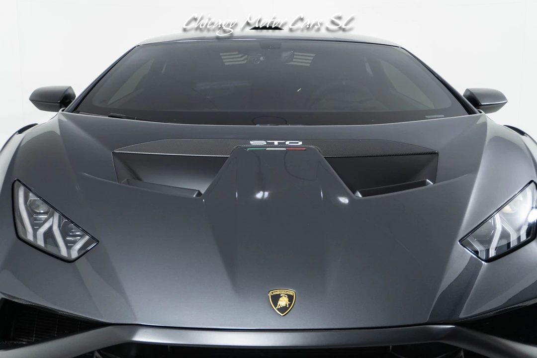 2022 Lamborghini Huracan - Image 10 of 31