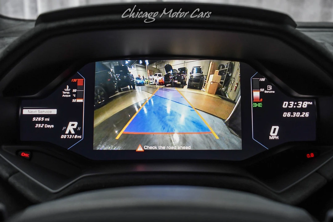 2022 Lamborghini Huracan - Image 12 of 31
