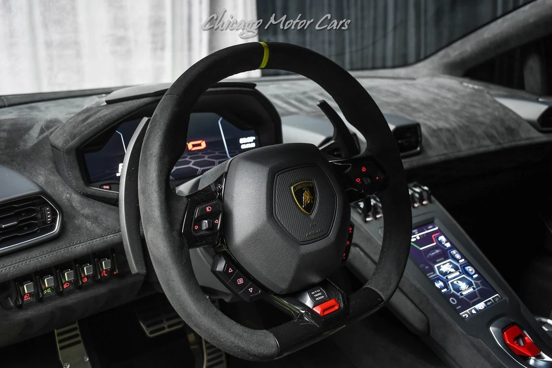 2022 Lamborghini Huracan - Image 9 of 31