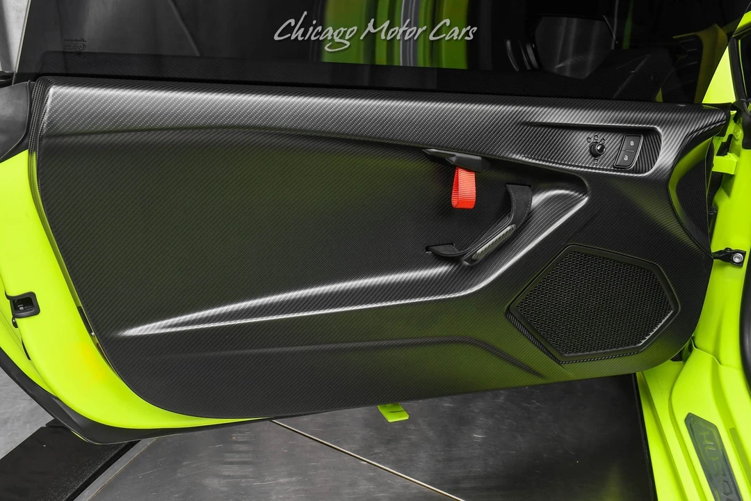 2022 Lamborghini Huracan - Image 22 of 31