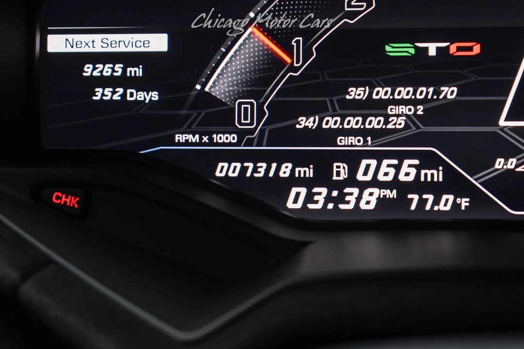 2022 Lamborghini Huracan - Image 11 of 31