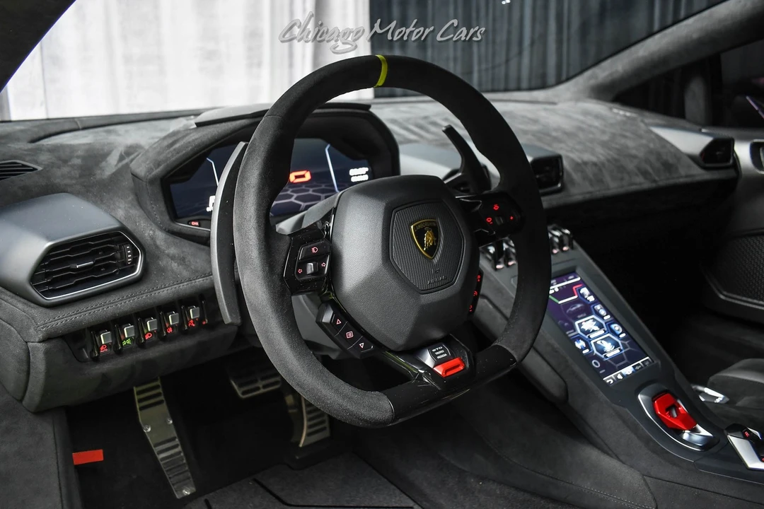 2022 Lamborghini Huracan - Image 8 of 31