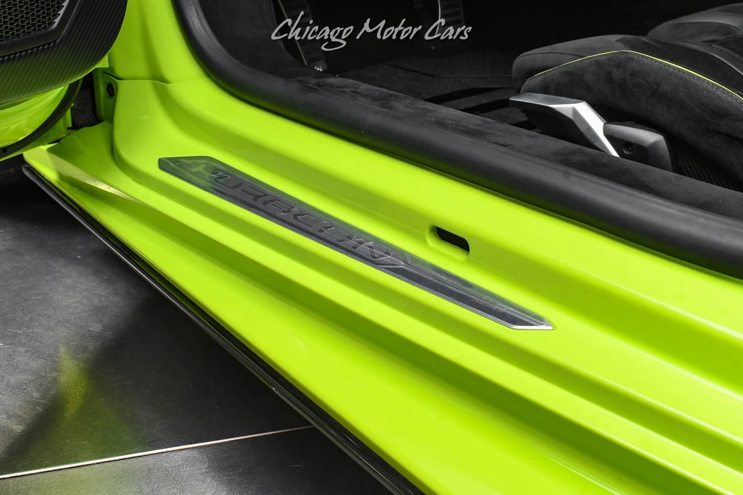 2022 Lamborghini Huracan - Image 21 of 31