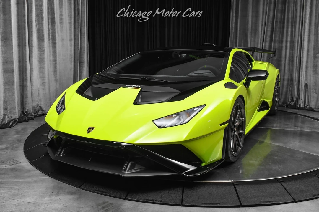 2022 Lamborghini Huracan - Image 2 of 31