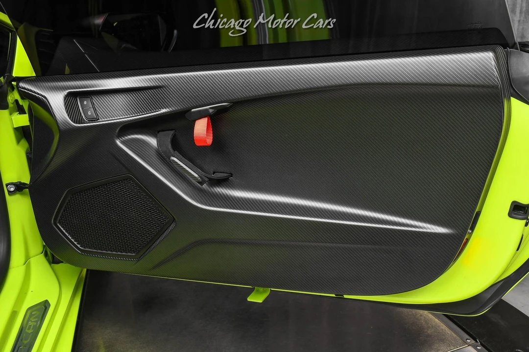 2022 Lamborghini Huracan - Image 23 of 31