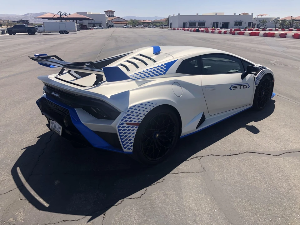 2022 Lamborghini Huracan LP640-2 STO - Image 8 of 31