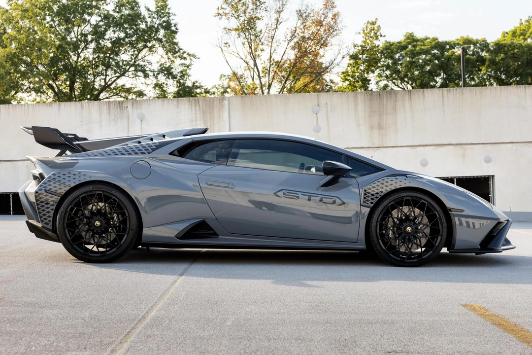 2022 Lamborghini Huracan LP640-2 STO - Image 3 of 31