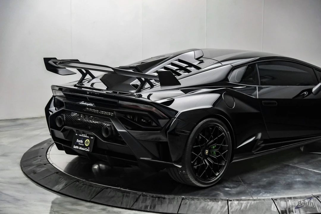 2022 Lamborghini Huracan - Image 24 of 31