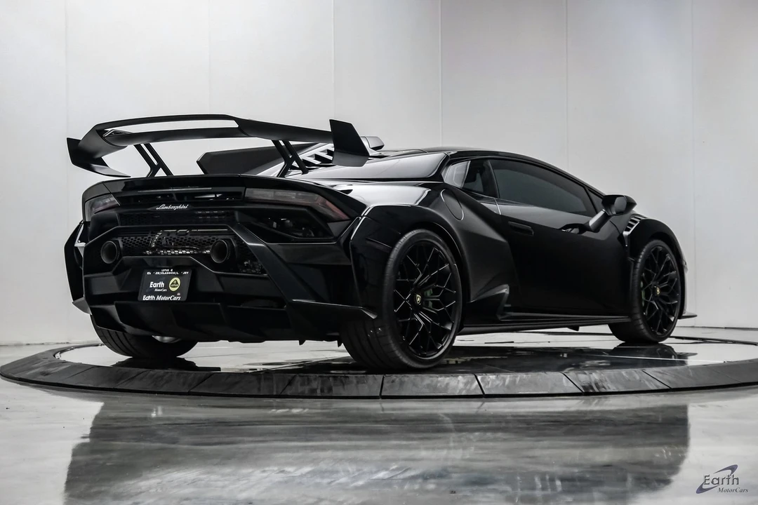 2022 Lamborghini Huracan - Image 22 of 31