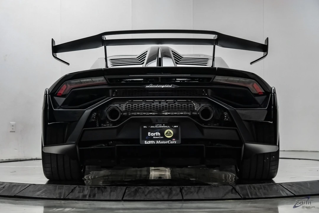 2022 Lamborghini Huracan - Image 15 of 31