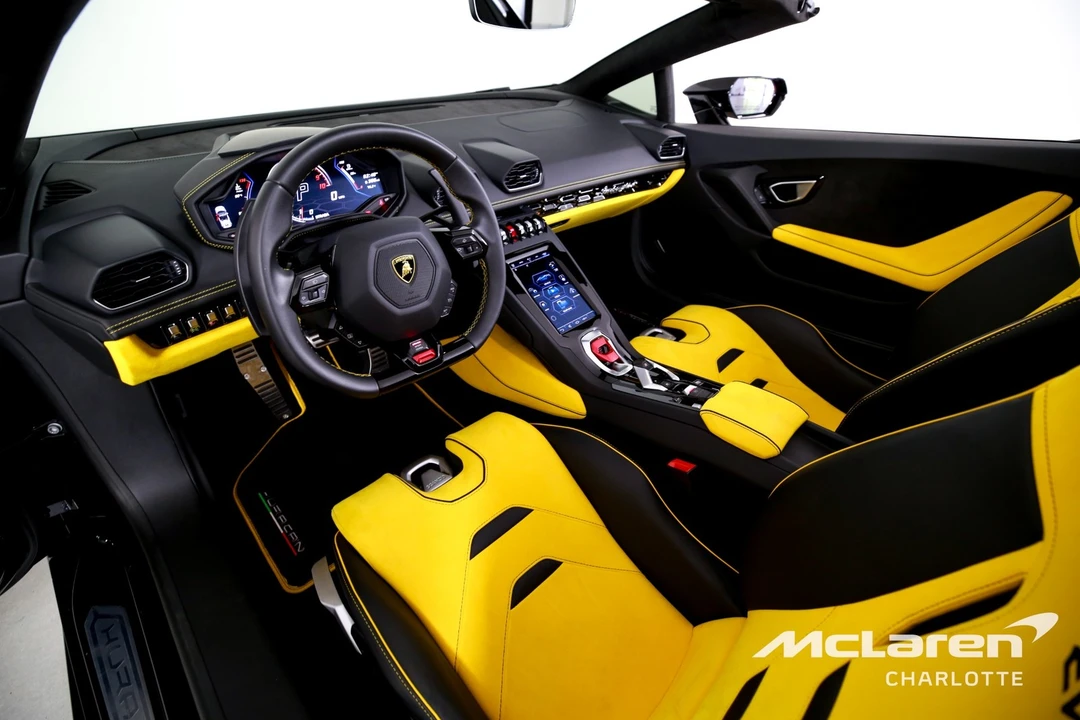 2022 Lamborghini Huracan - Image 13 of 31