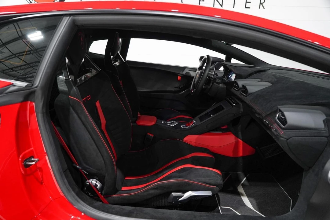 2022 Lamborghini Huracan - Image 17 of 21