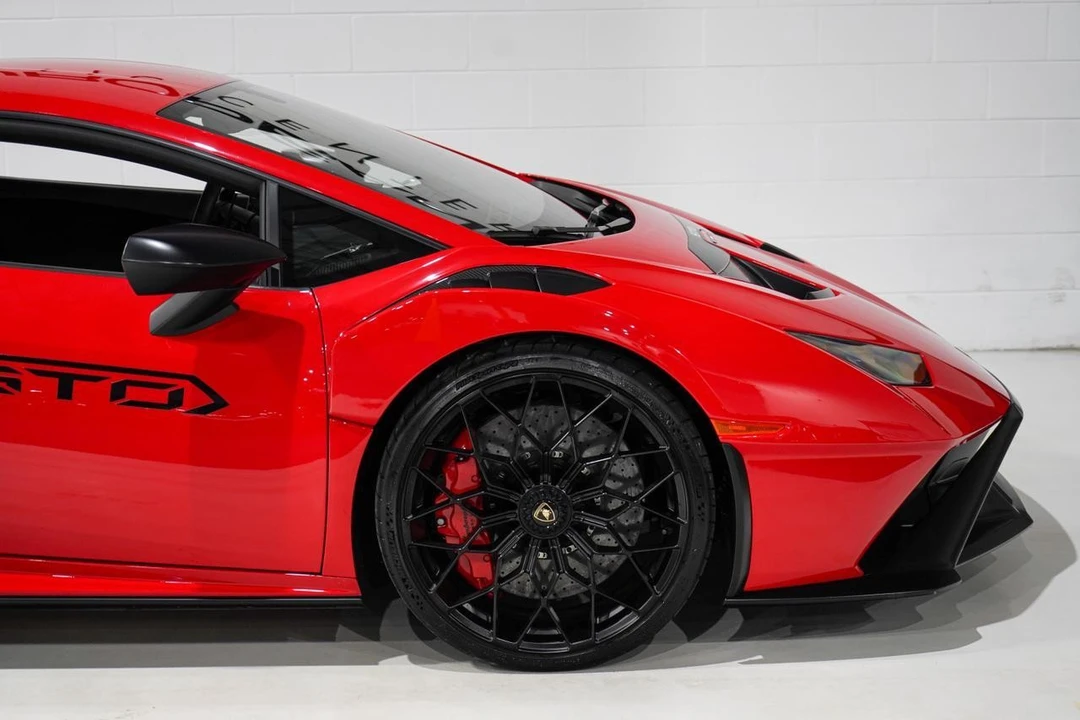 2022 Lamborghini Huracan - Image 20 of 21