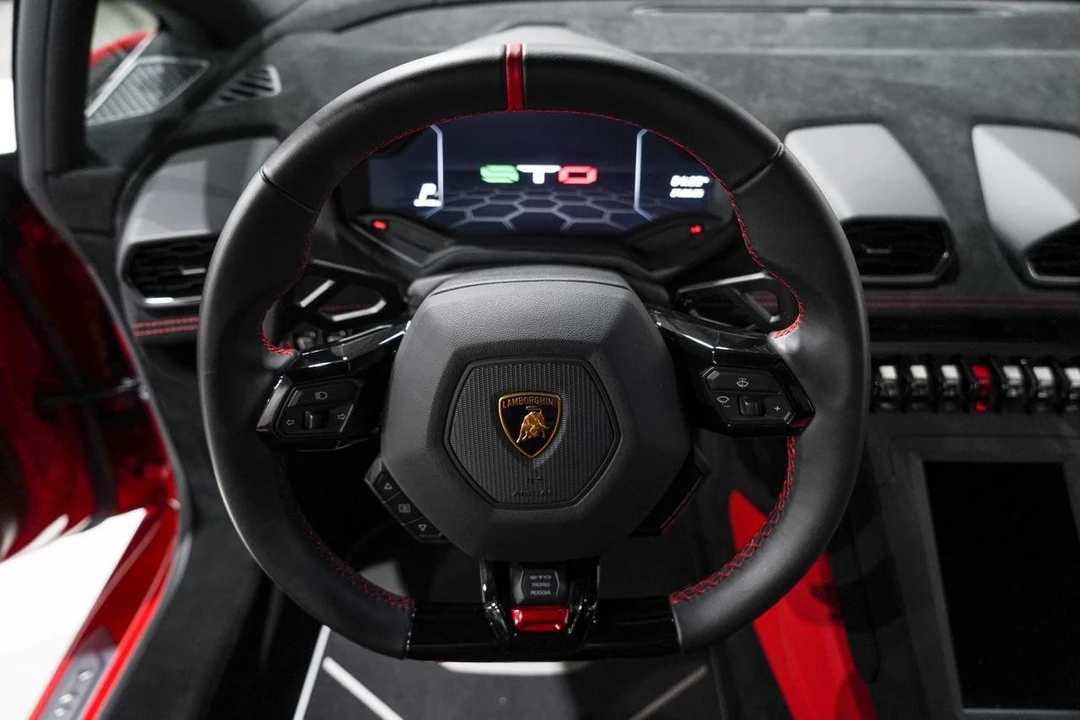 2022 Lamborghini Huracan - Image 10 of 21