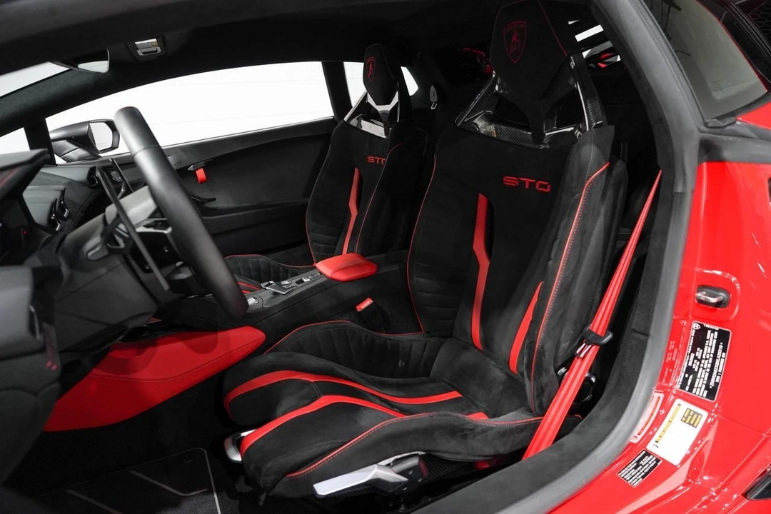 2022 Lamborghini Huracan - Image 9 of 21