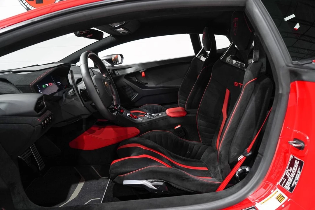 2022 Lamborghini Huracan - Image 8 of 21