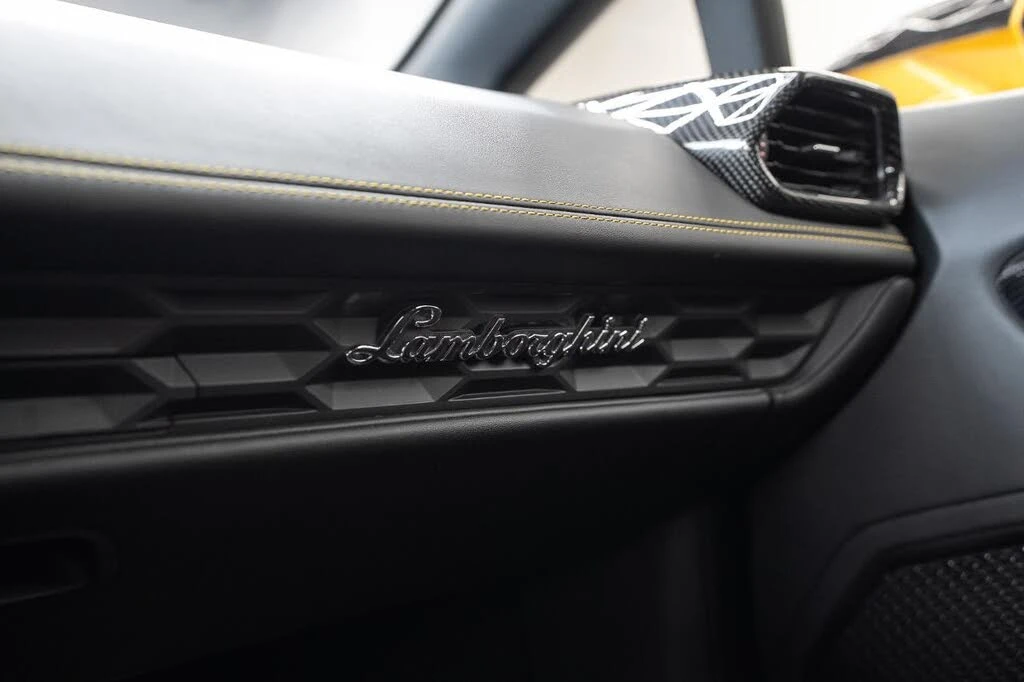 2022 Lamborghini Huracan - Image 30 of 31