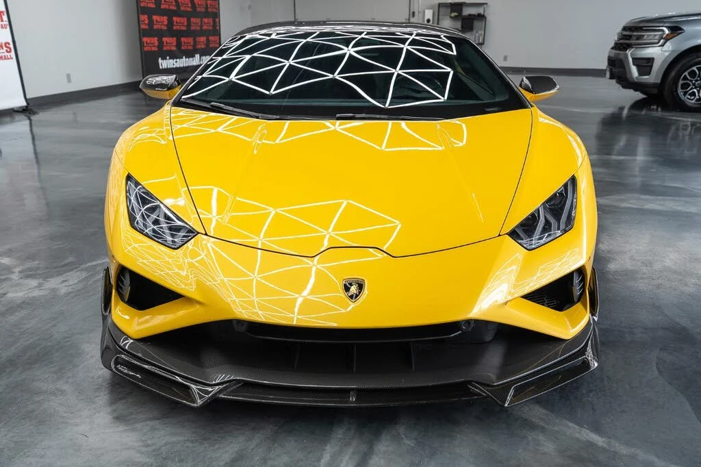 2022 Lamborghini Huracan - Image 11 of 31