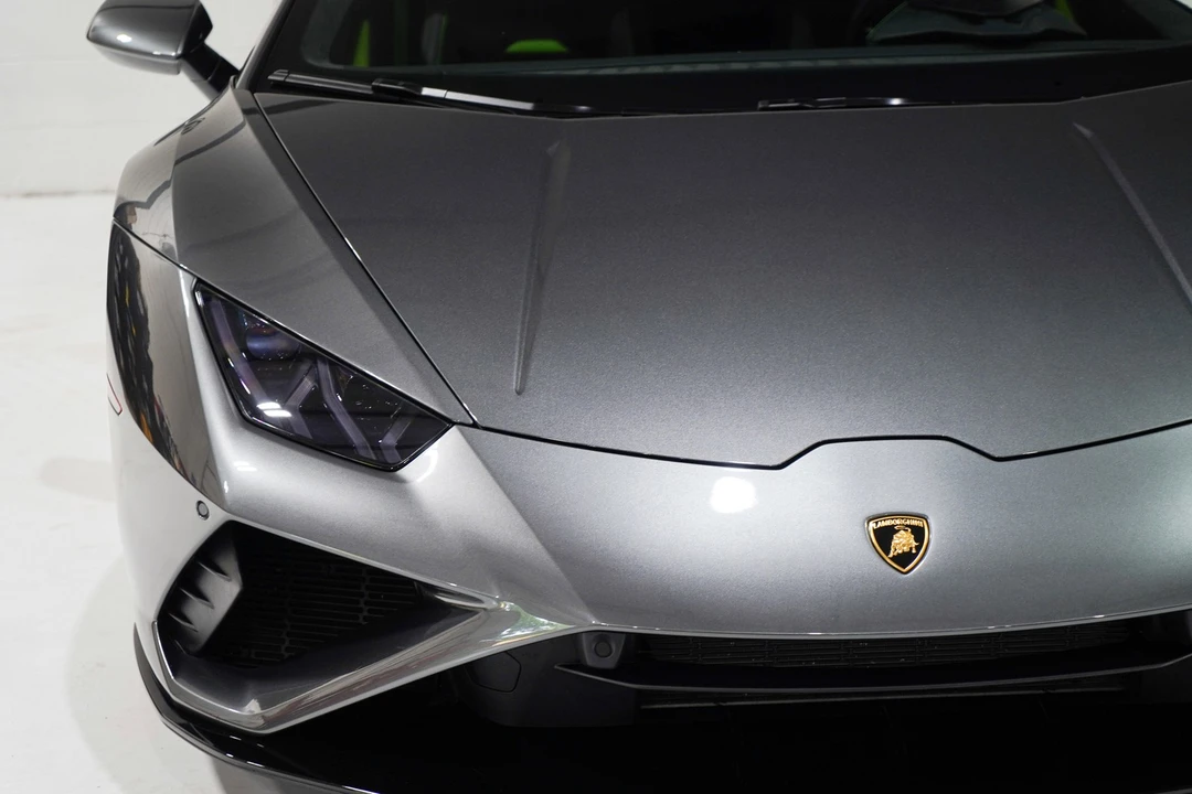 2022 Lamborghini Huracan - Image 28 of 31
