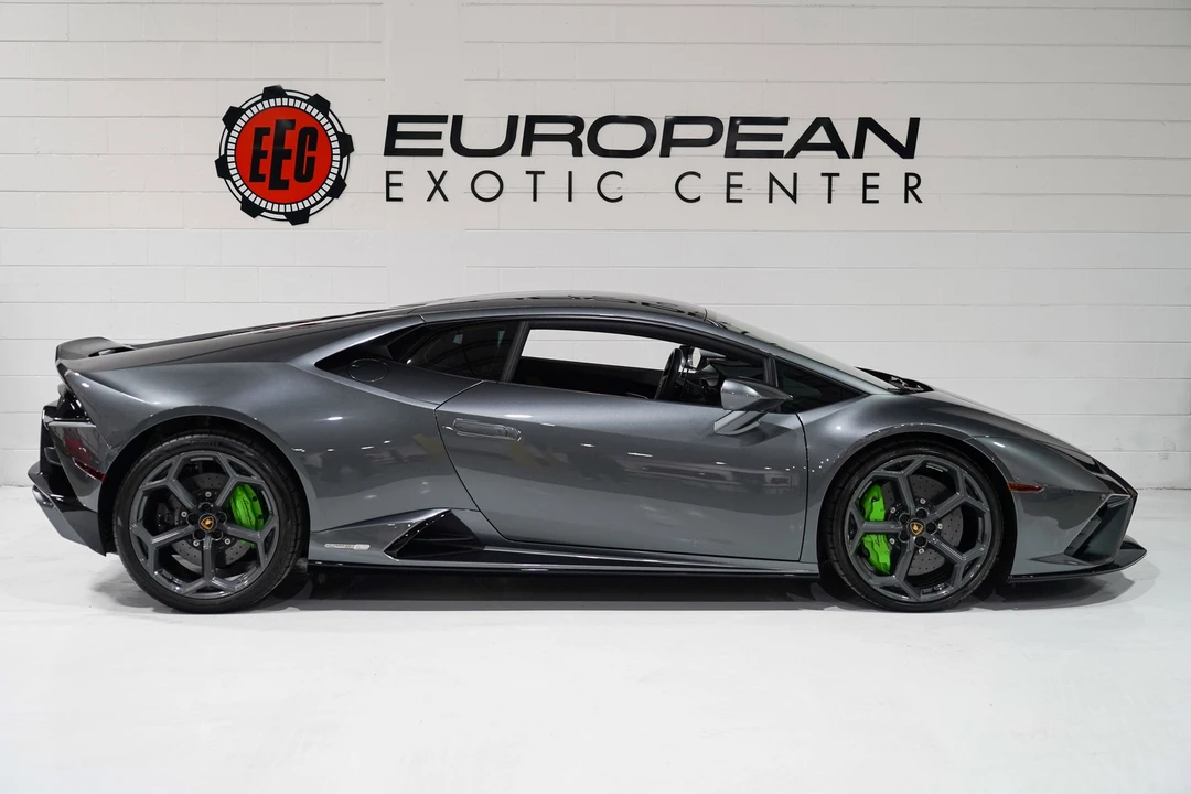 2022 Lamborghini Huracan - Image 6 of 31