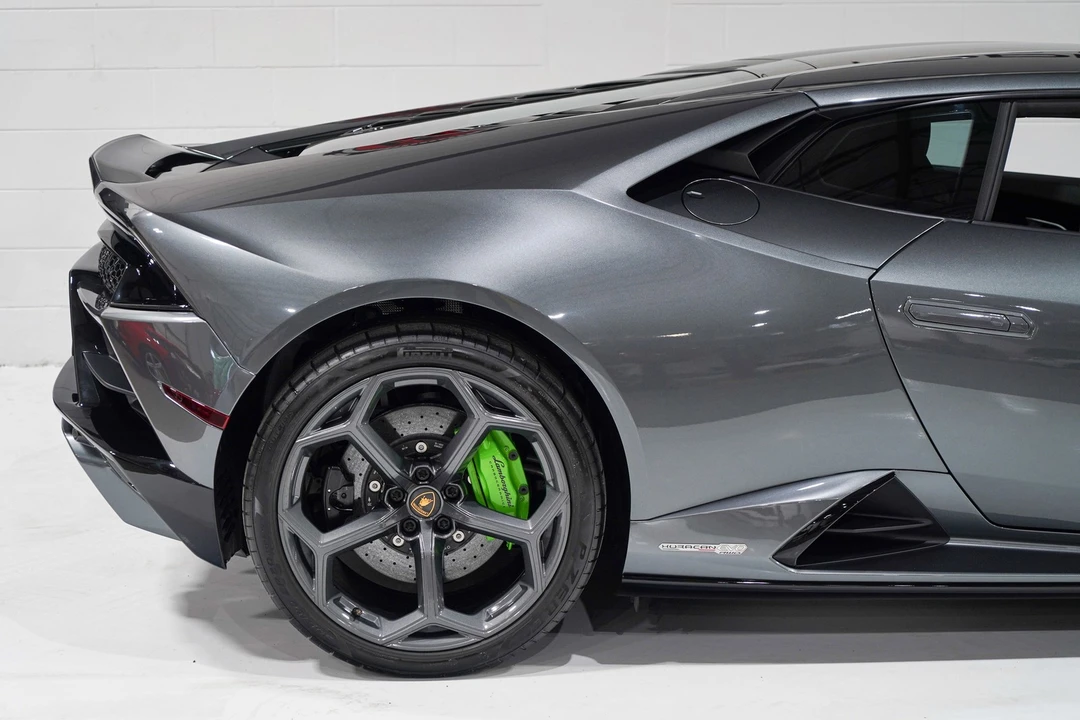 2022 Lamborghini Huracan - Image 20 of 31
