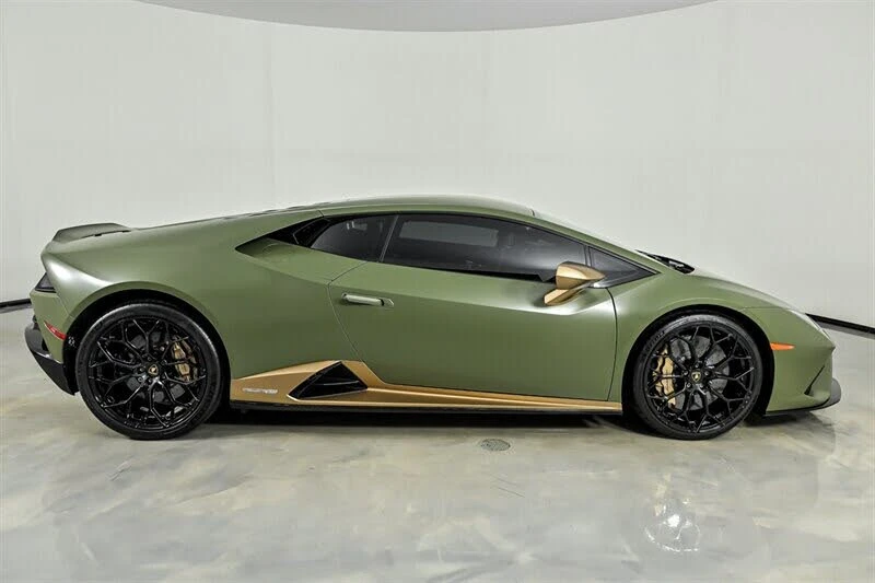 2022 Lamborghini Huracan - Image 10 of 31