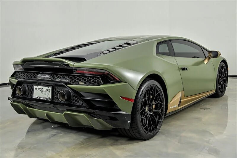 2022 Lamborghini Huracan - Image 9 of 31