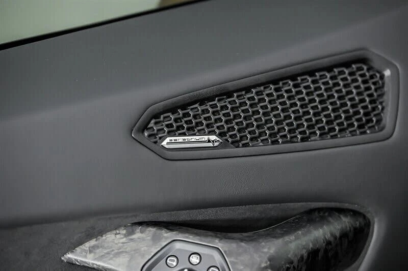 2022 Lamborghini Huracan - Image 15 of 31