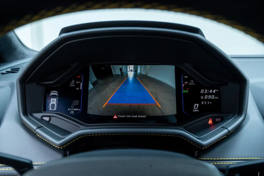 2022 Lamborghini Huracan - Image 24 of 31